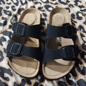 Cushonaire Womens  Black Sandals